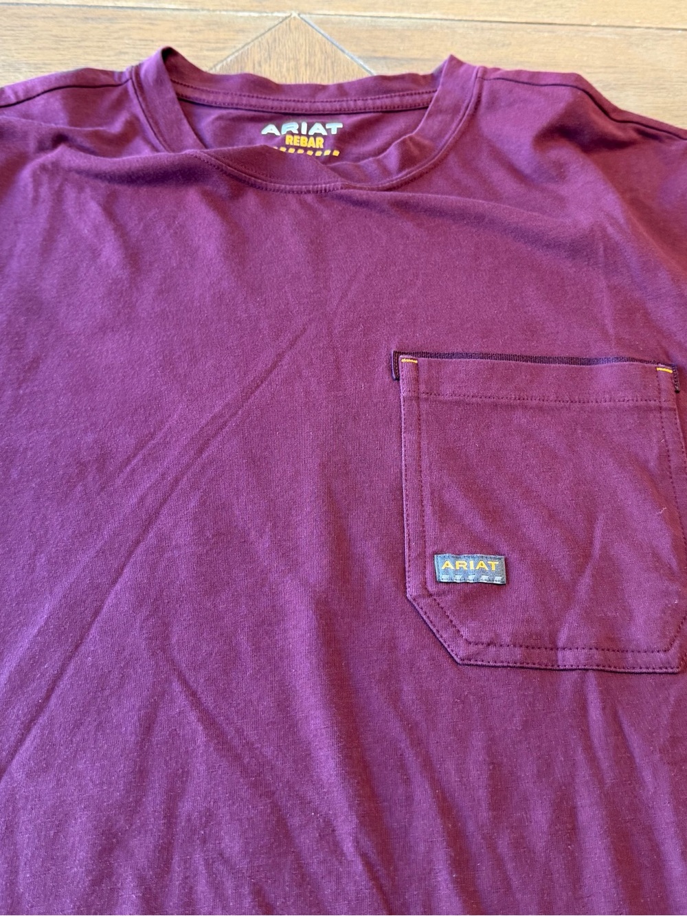 Ariat Men's Short Sleeve Pocket Tee - Maroon with Contrast Stitching - Picture 3 of 5